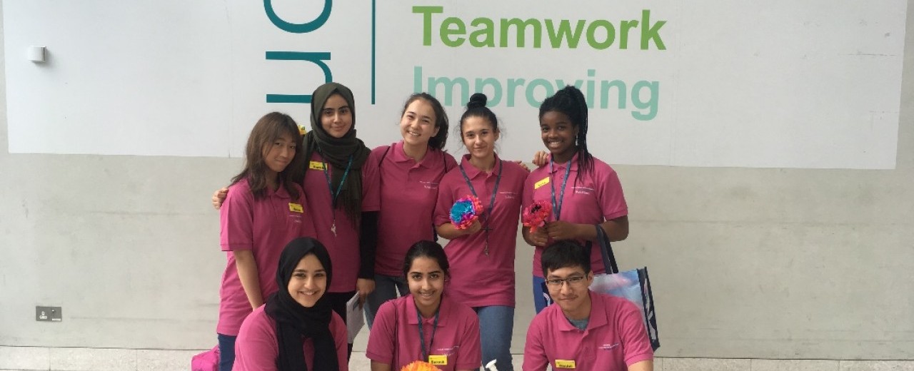 Youth_volunteers_group_shot_by_UCLH_Values.jpg